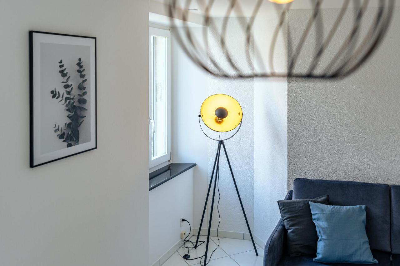 Apartment In The City Center With Free Parking Biel Exterior photo