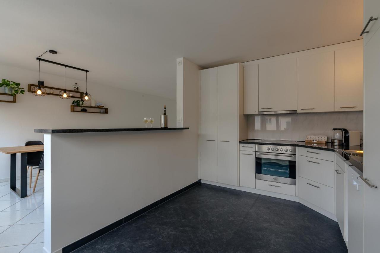 Apartment In The City Center With Free Parking Biel Exterior photo