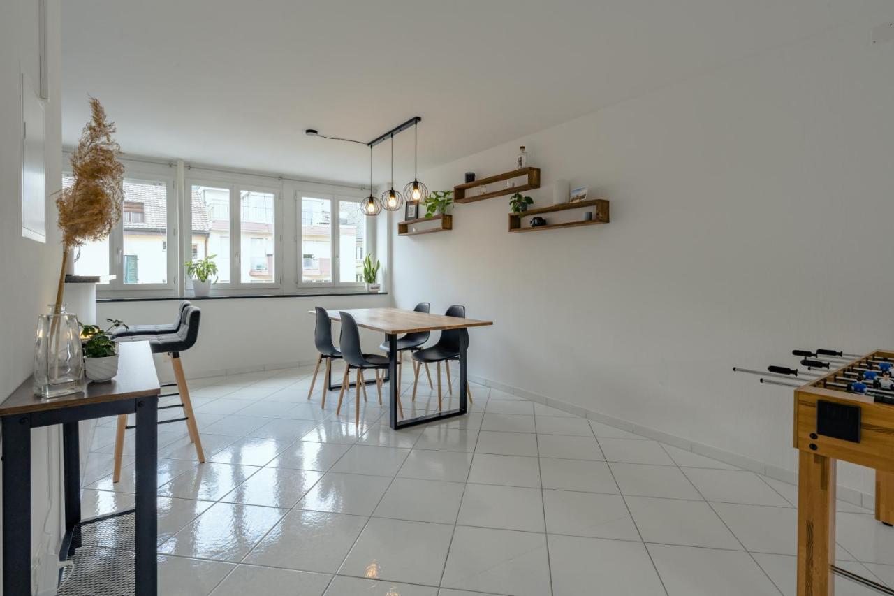 Apartment In The City Center With Free Parking Biel Exterior photo